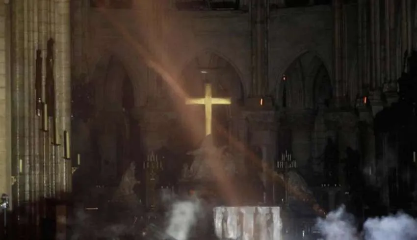 Incêndio de Notre Dame foi uma previsão de Nostradamus