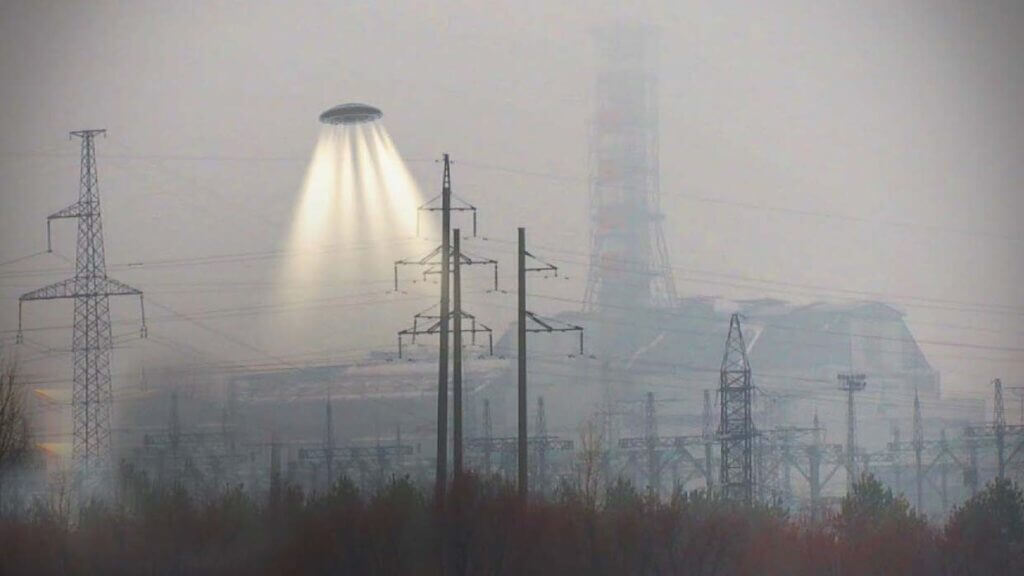 Eles detectam um OVNI sobre uma usina nuclear russa, e não é um avião ou um drone