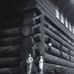 Suposta construção feita por gigantes no Canadá.